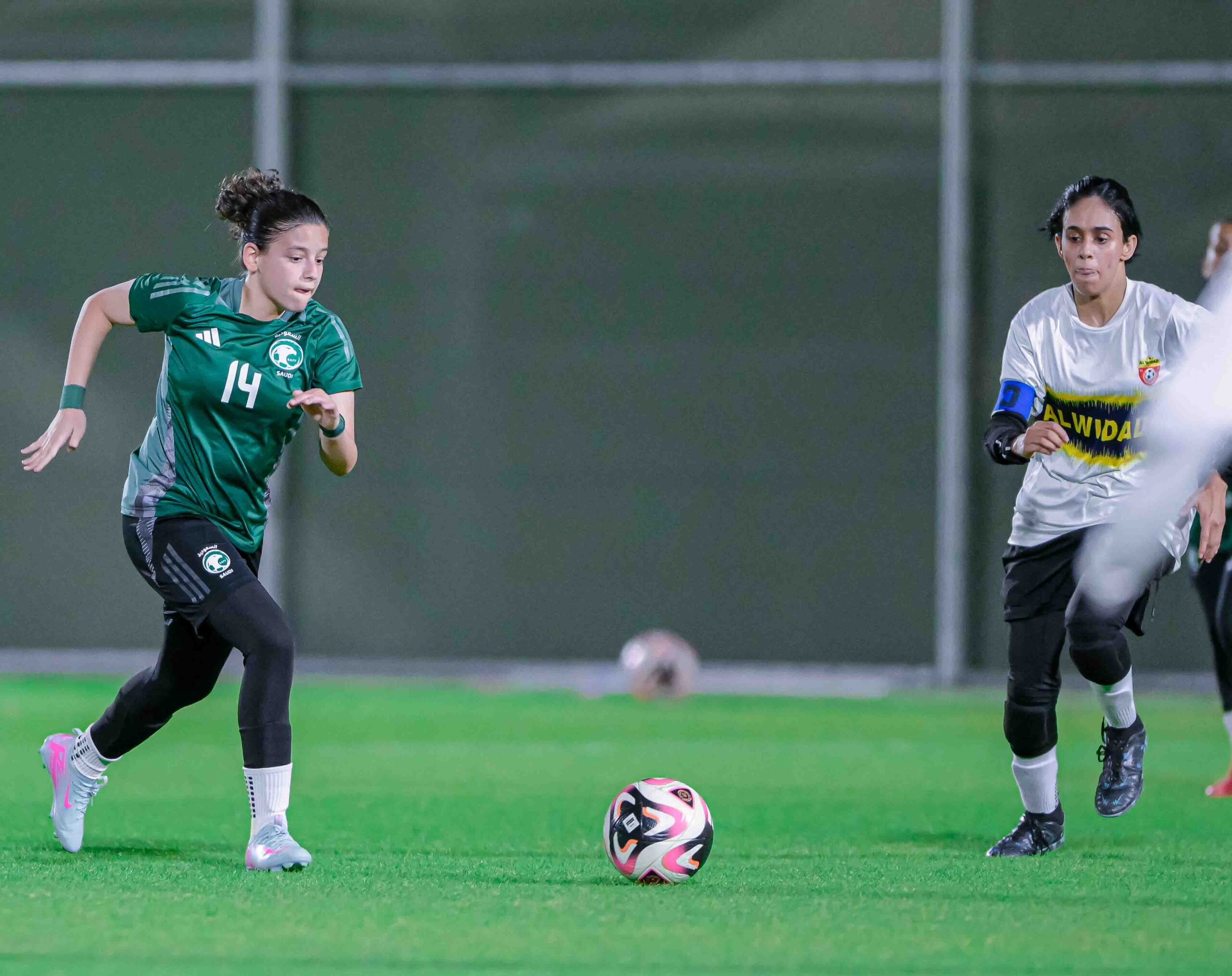 الأخضر للفتيات يبدأ معسكره في جدة استعدادًا لأول مشاركة رسمية