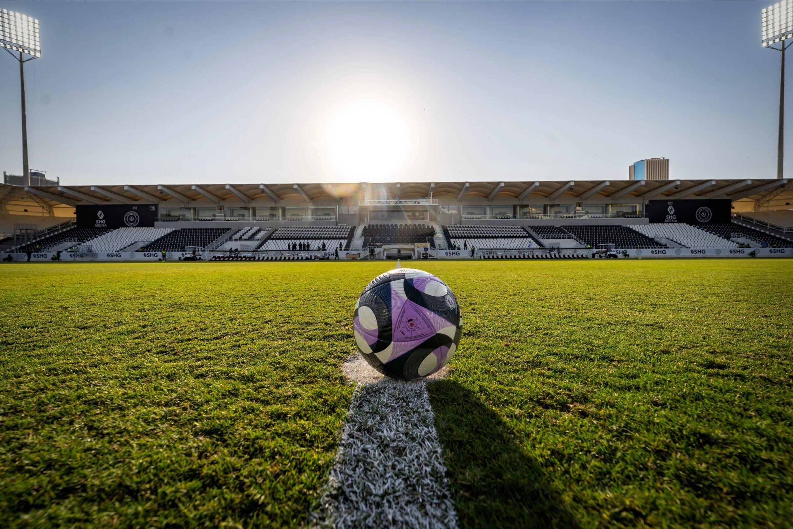 «اتحاد القدم» يدرس تأجيل دوري روشن وكأس الملك لهذا السبب