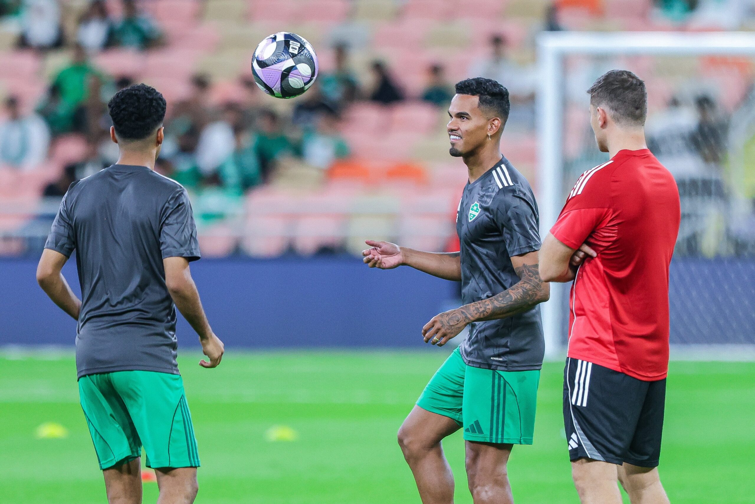 يايسله يقرر إشراك جالينو تدريجياً في مواجهة السد لتفادي الإصابة