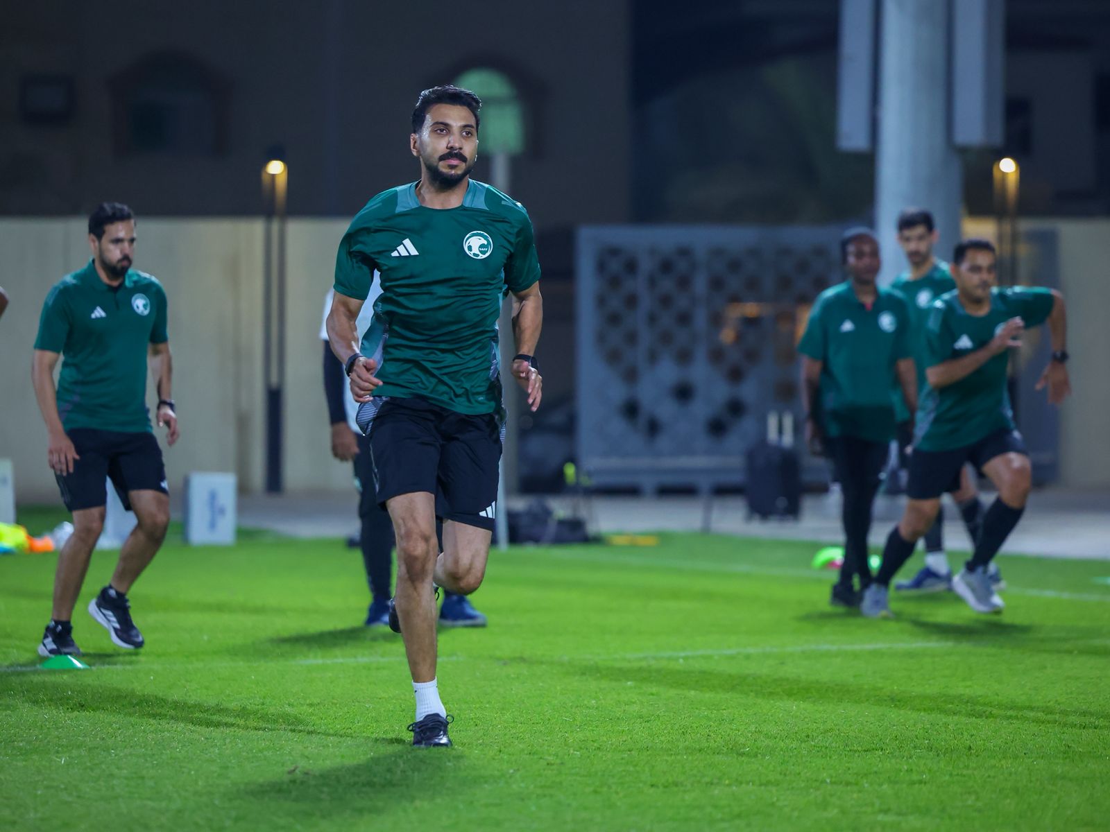 اختتام التجمع الدوري لحكام «دوري روشن»