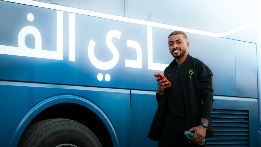 بعثة الفتح تغادر إلى الرياض قبل الصدام المرتقب مع الهلال في كأس الملك