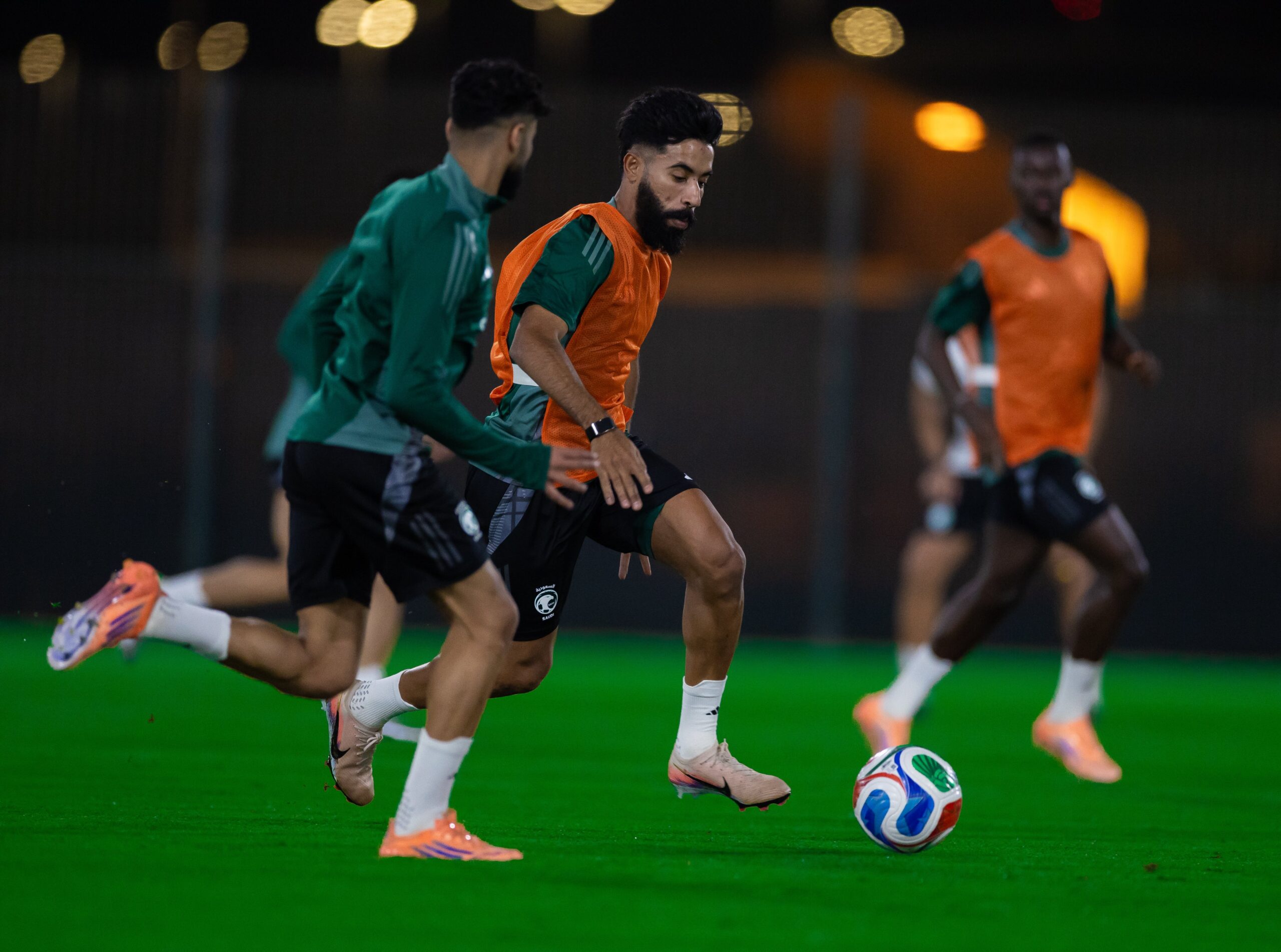 الأخضر يواصل تحضيراته لكأس العرب 2025 بانضمام الشهراني وكادش