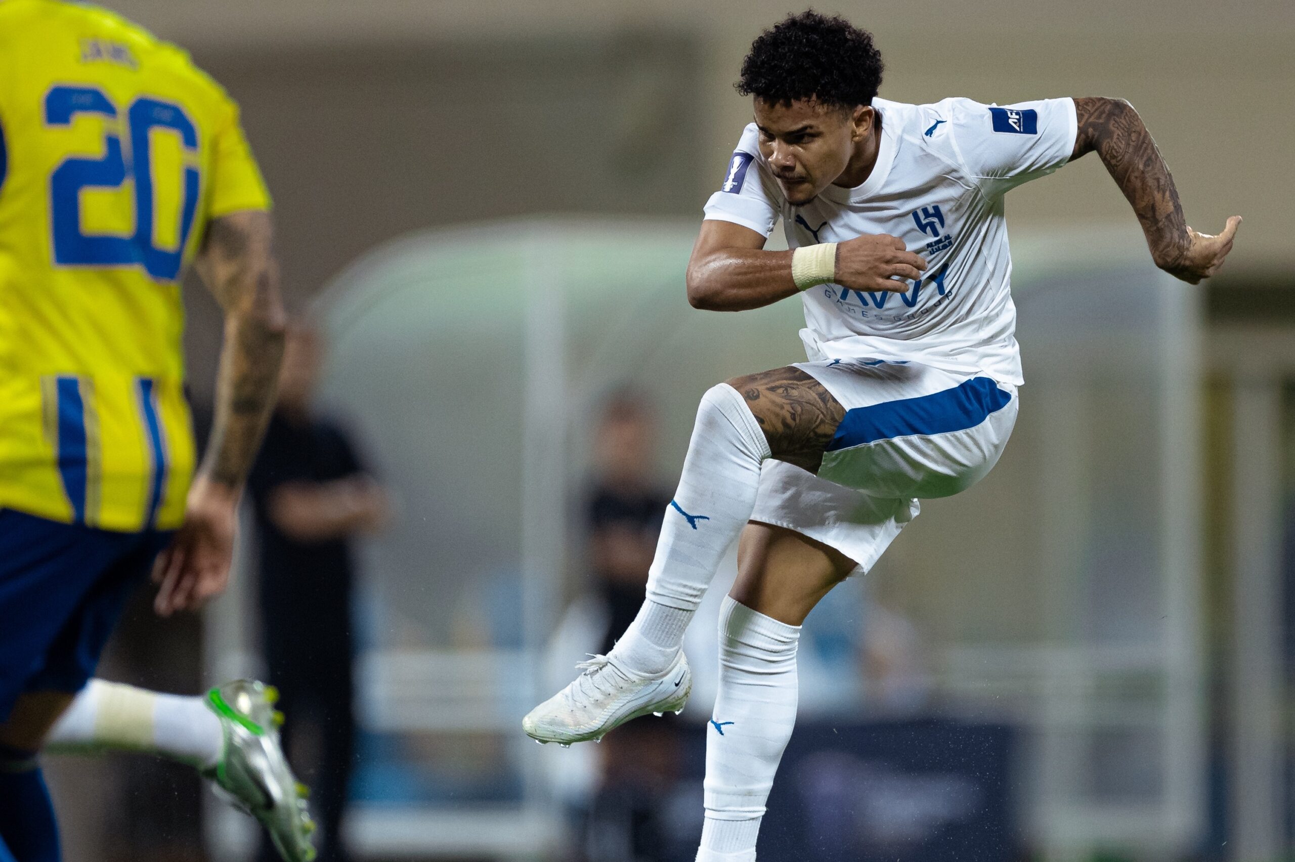 الهلال يدرس مستقبل كايو سيزار قبل انتقالات الشتاء 2026