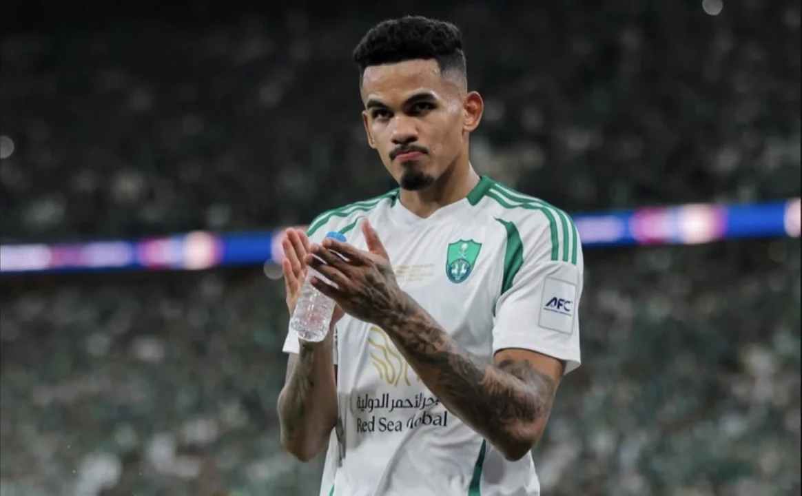 جالينو ينضم إلى قائمة الأهلي أمام السد القطري في أبطال آسيا للنخبة