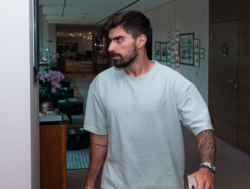 الهلال يقدم عرضًا جديدًا لتجديد عقد روبن نيفيز لضمان استمراره