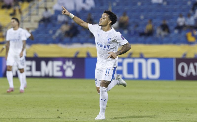 الزعيم يكتب التاريخ.. الهلال يصل إلى الفوز رقم «100» قارياً