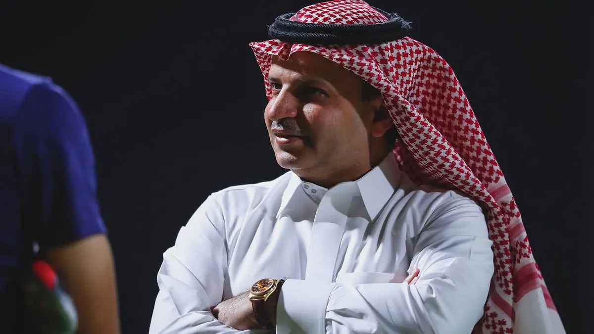 دعوة لإصلاحات عاجلة.. مسلي آل معمر يحذر من انفجار مالي في دوري روشن