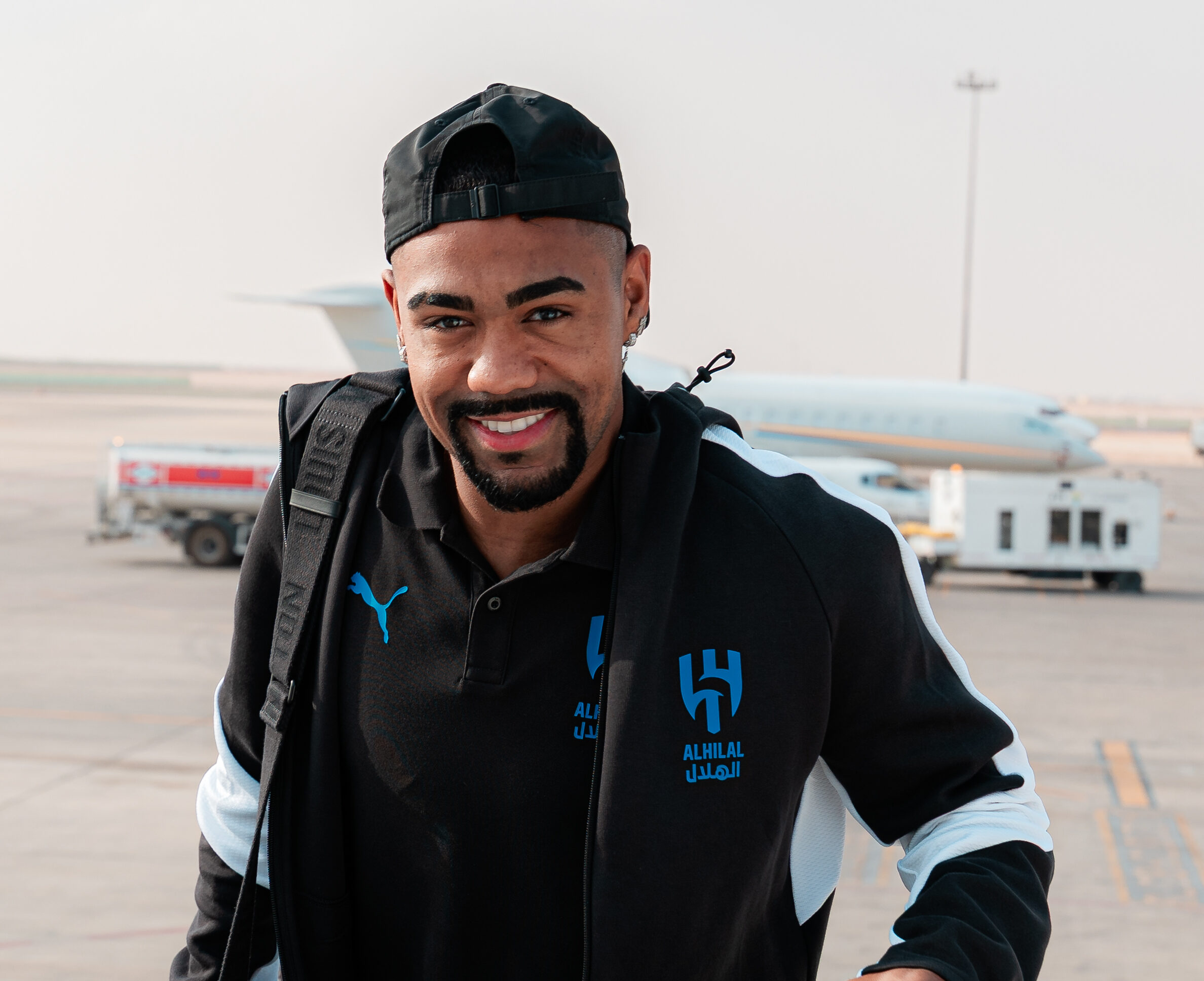 الهلال قبل مواجهة الشارقة.. مالكوم غائب واليامي يطرق أبواب الجاهزية