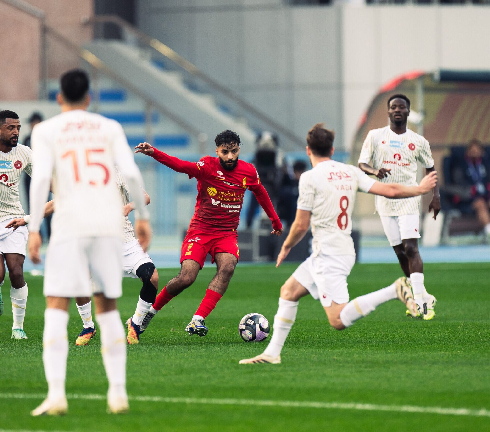 عاجل رودجرز يفتتح مشواره مع القادسية بتعادل مع ضمك