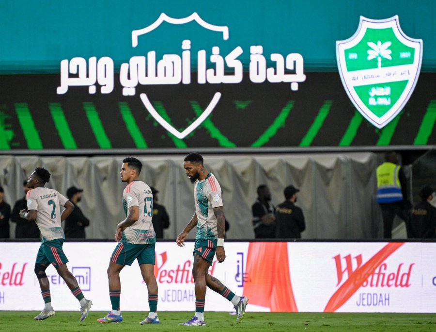 صور | الأهلي يضرب الفيحاء بثنائية ويواصل زحفه نحو مقدمة دوري روشن