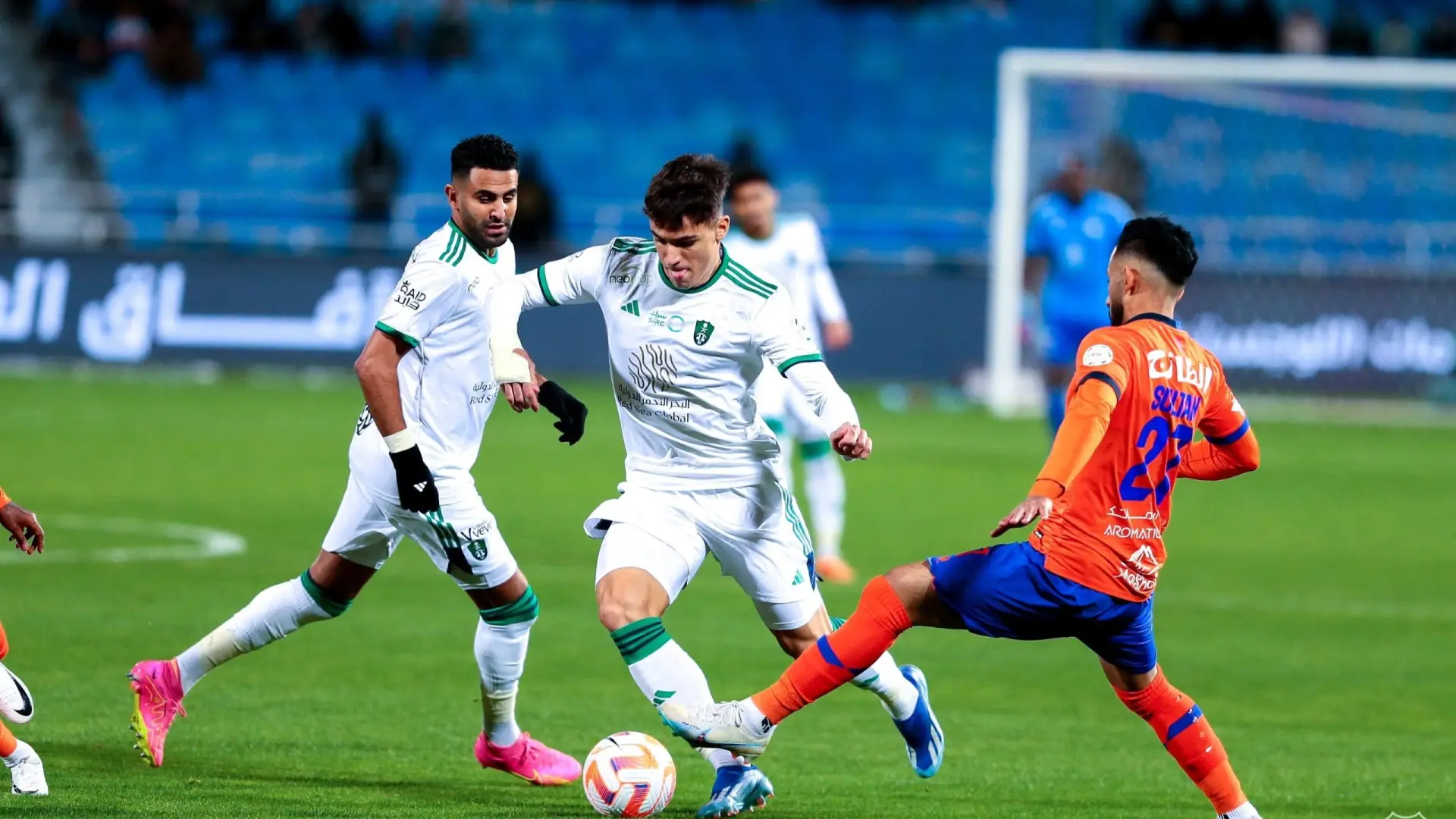 موعد مباراة الأهلي ضد الفيحاء في دوري روشن.. والقنوات الناقلة