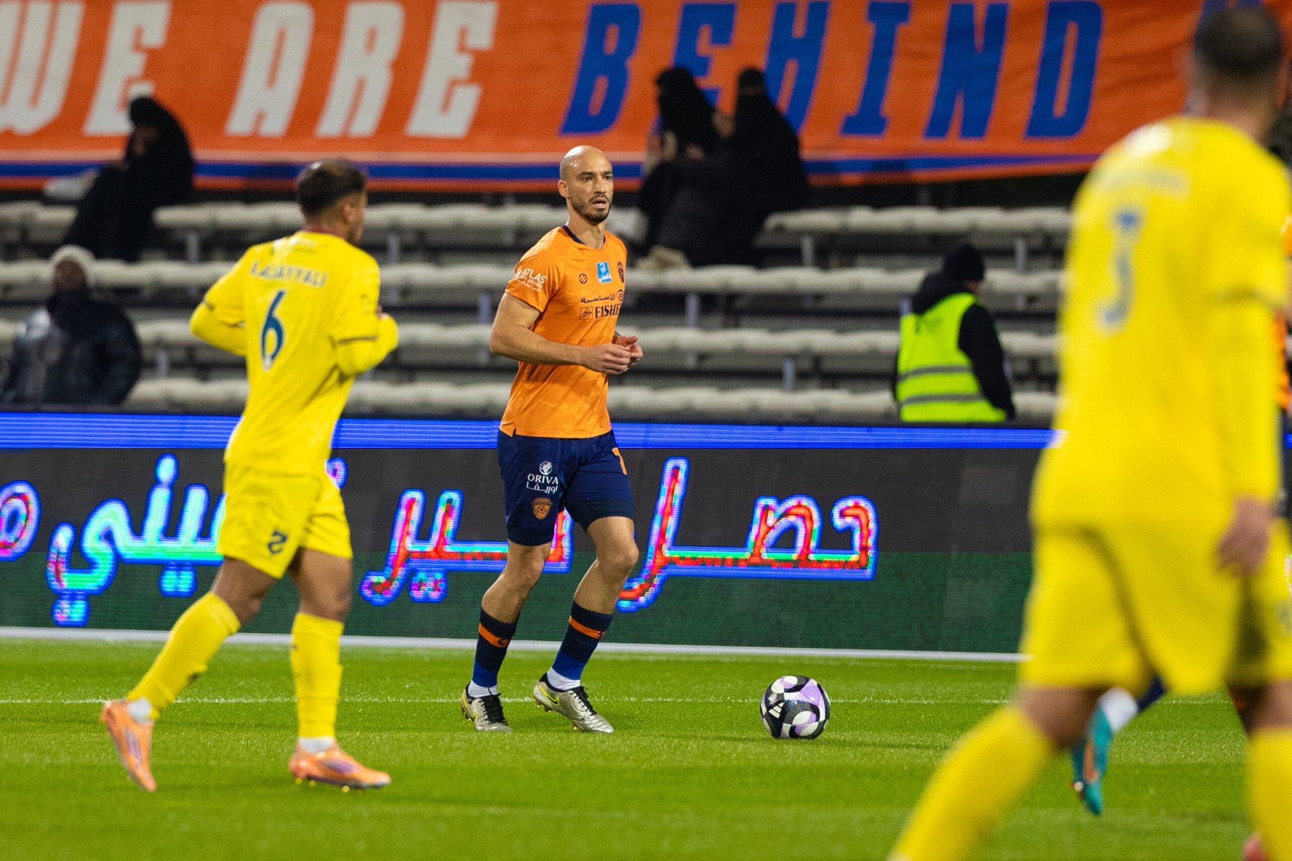 التعادل يحسم مواجهة الفيحاء والحزم في دوري روشن السعودي