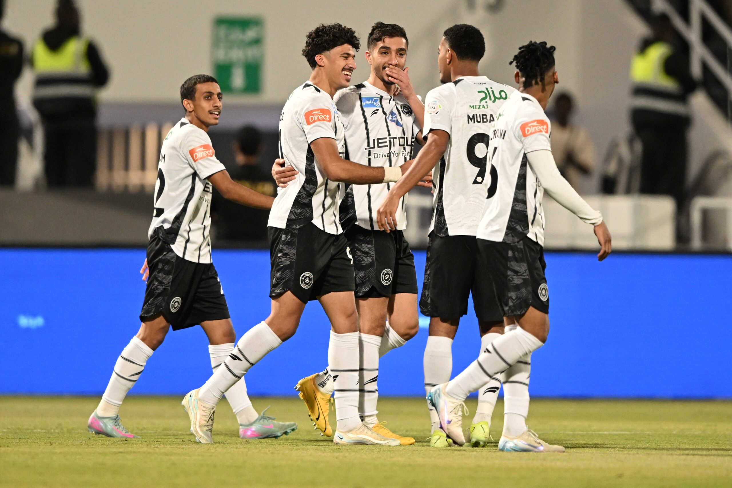 الشباب يضع أعينه على مهاجم التعاون لتعزيز الخط الأمامي