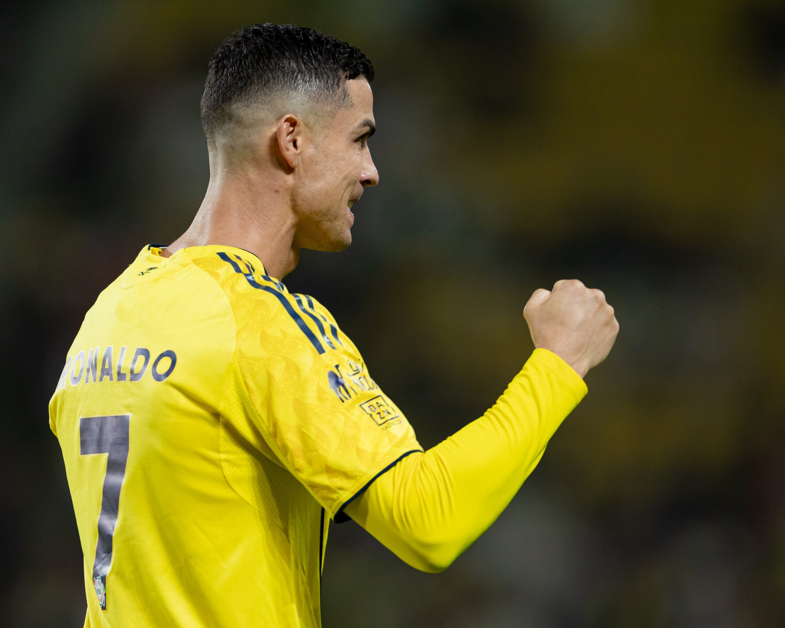 عصر مبابي أم إرث رونالدو؟.. النجم الفرنسي ينهي الجدل بتصريح “الأفضل دائماً”