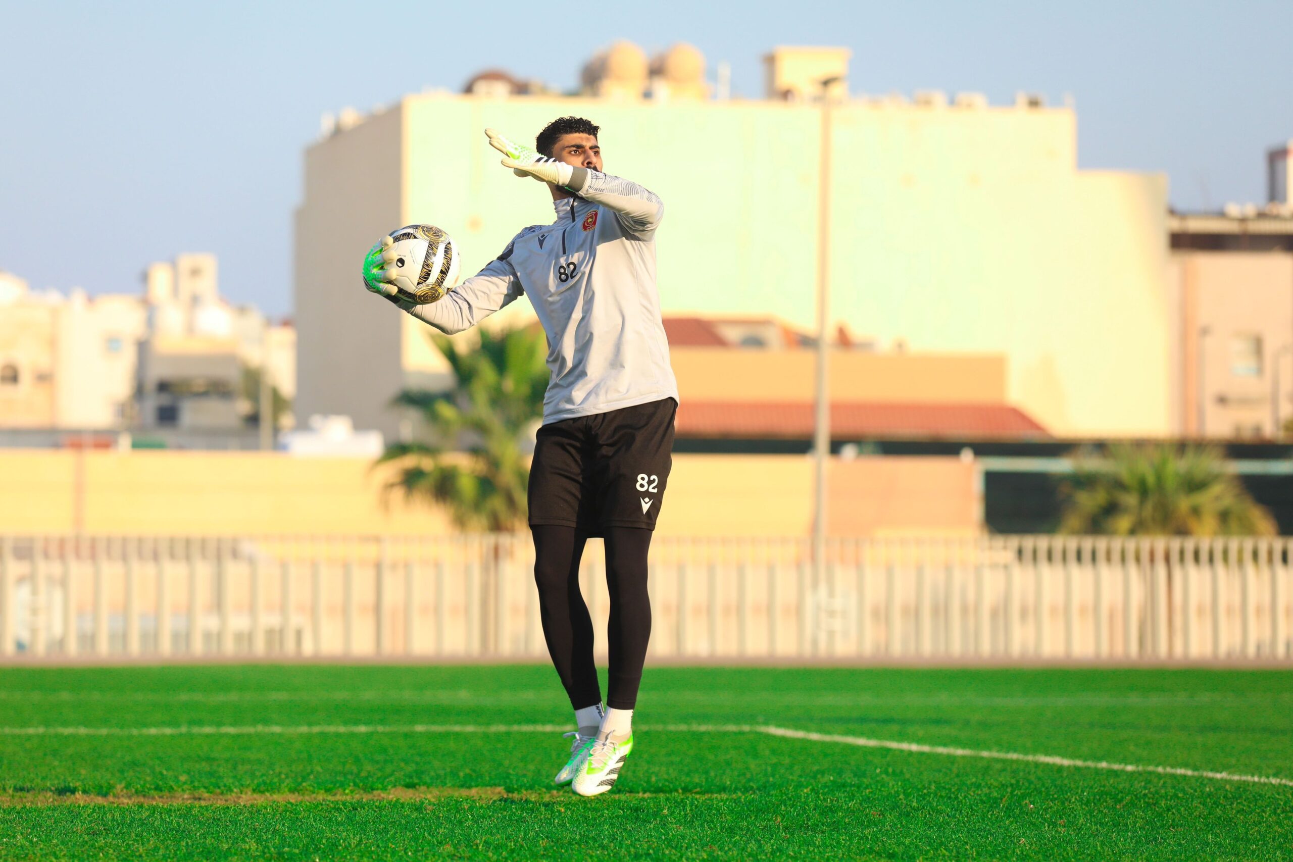 حارس القادسية على رادار الهلال والاتحاد.. والإدارة تحسم موقفها