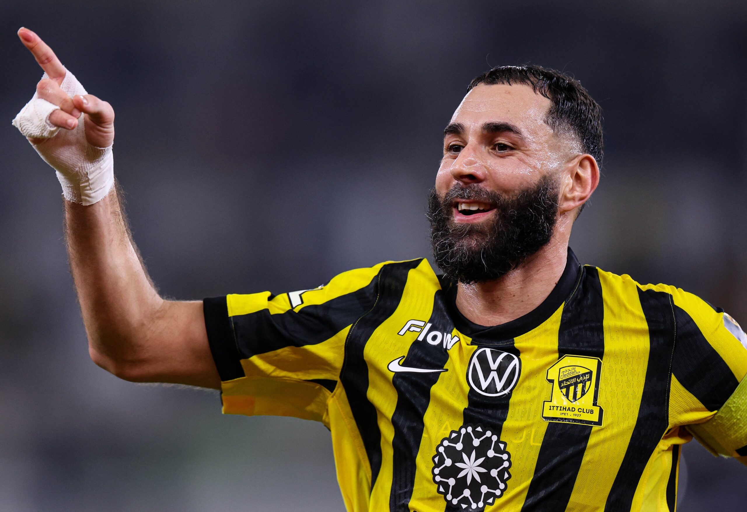 عاجل بفوز صعب على ناساف.. بنزيما يقود الاتحاد لاستعادة التوازن آسيويًا