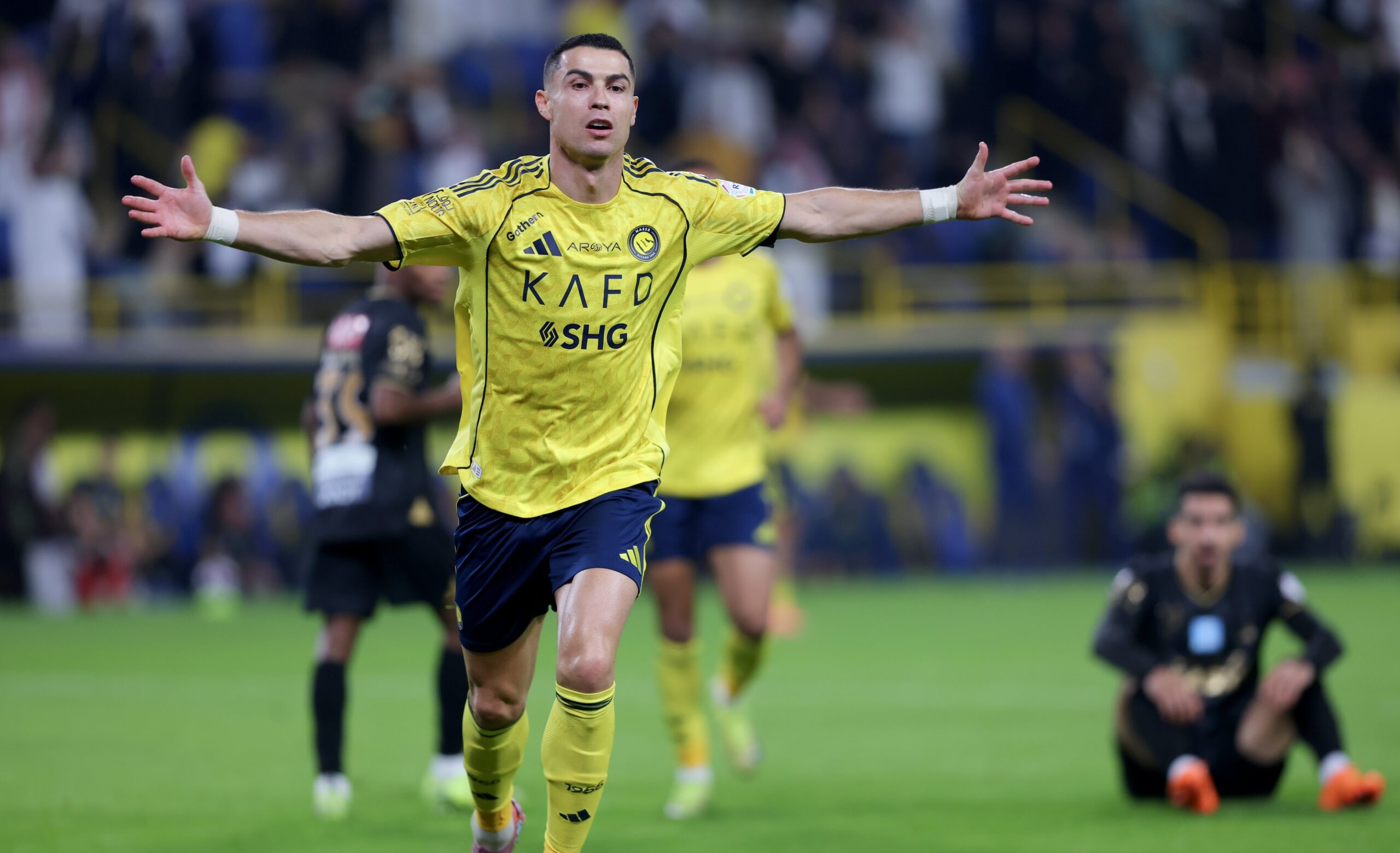 رونالدو بين الملاعب والاستثمار في السعودية.. النصر على مفترق طرق تاريخي