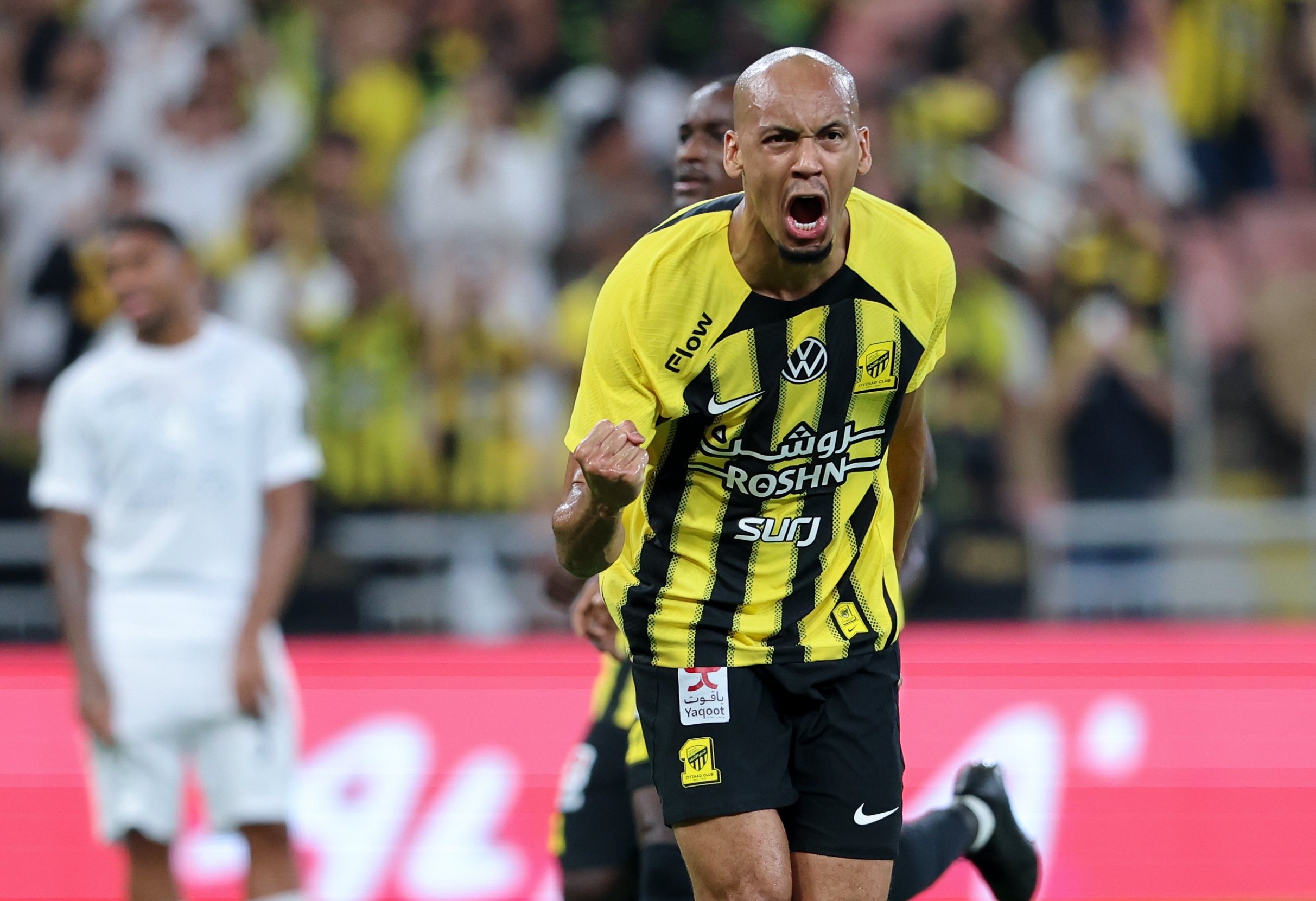 فابينيو يترقب عرضًا أوروبيًا قبل حسم مستقبله مع الاتحاد