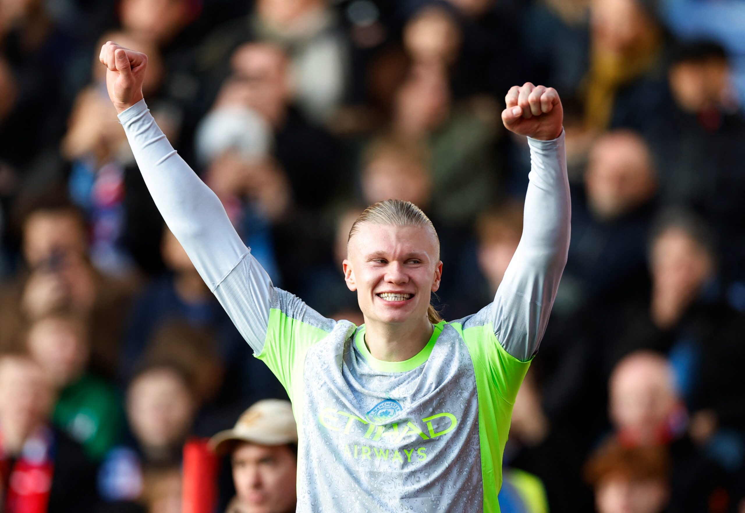 فيديو| هالاند يصل إلى 103 أهداف بالبريميرليج ويعادل رقم رونالدو