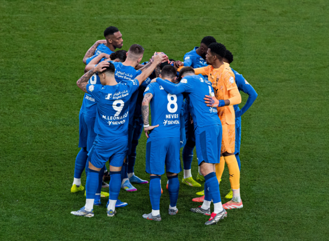 غيابات مؤثرة تضرب الهلال قبل مواجهة الخلود