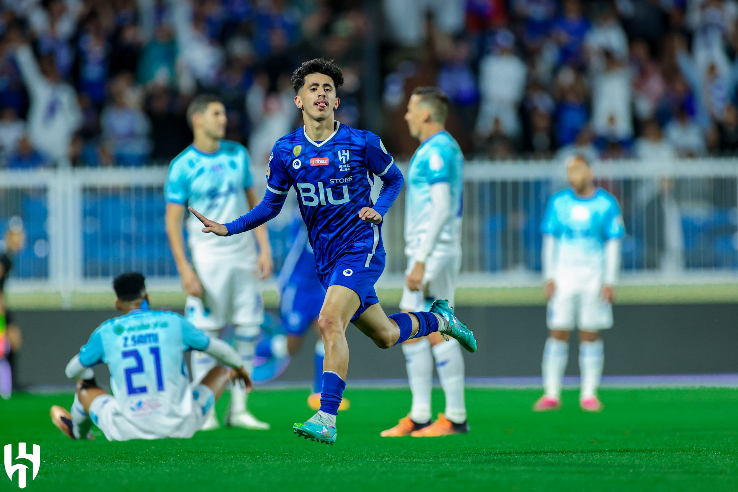 الهلال يفتح الباب للإعارة.. محمد القحطاني يبحث عن فرصة ذهبية