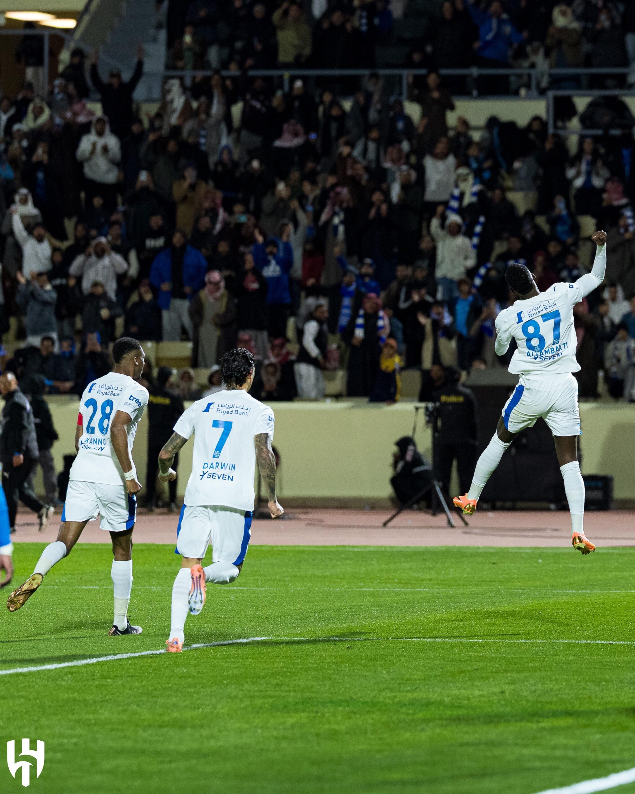 دفعة معنوية للهلال قبل لقاء الرياض في دوري روشن السعودي