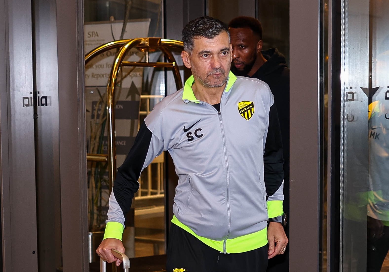 كونسيساو يرسم ملامح الخطة.. تشكيل الاتحاد المتوقع أمام ضمك بدوري روشن