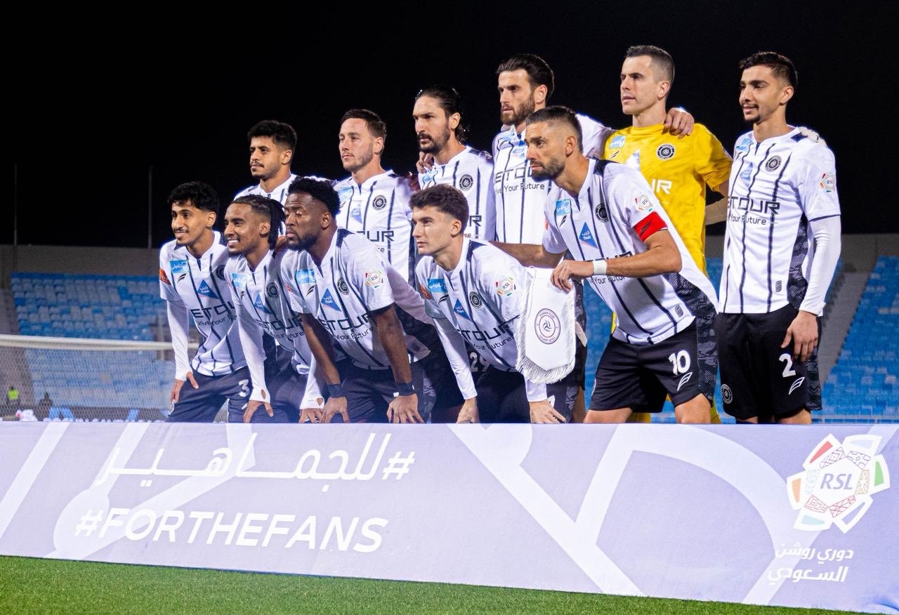 الشباب يجهز مفاجآت جزائرية لتعزيز صفوفه في الميركاتو