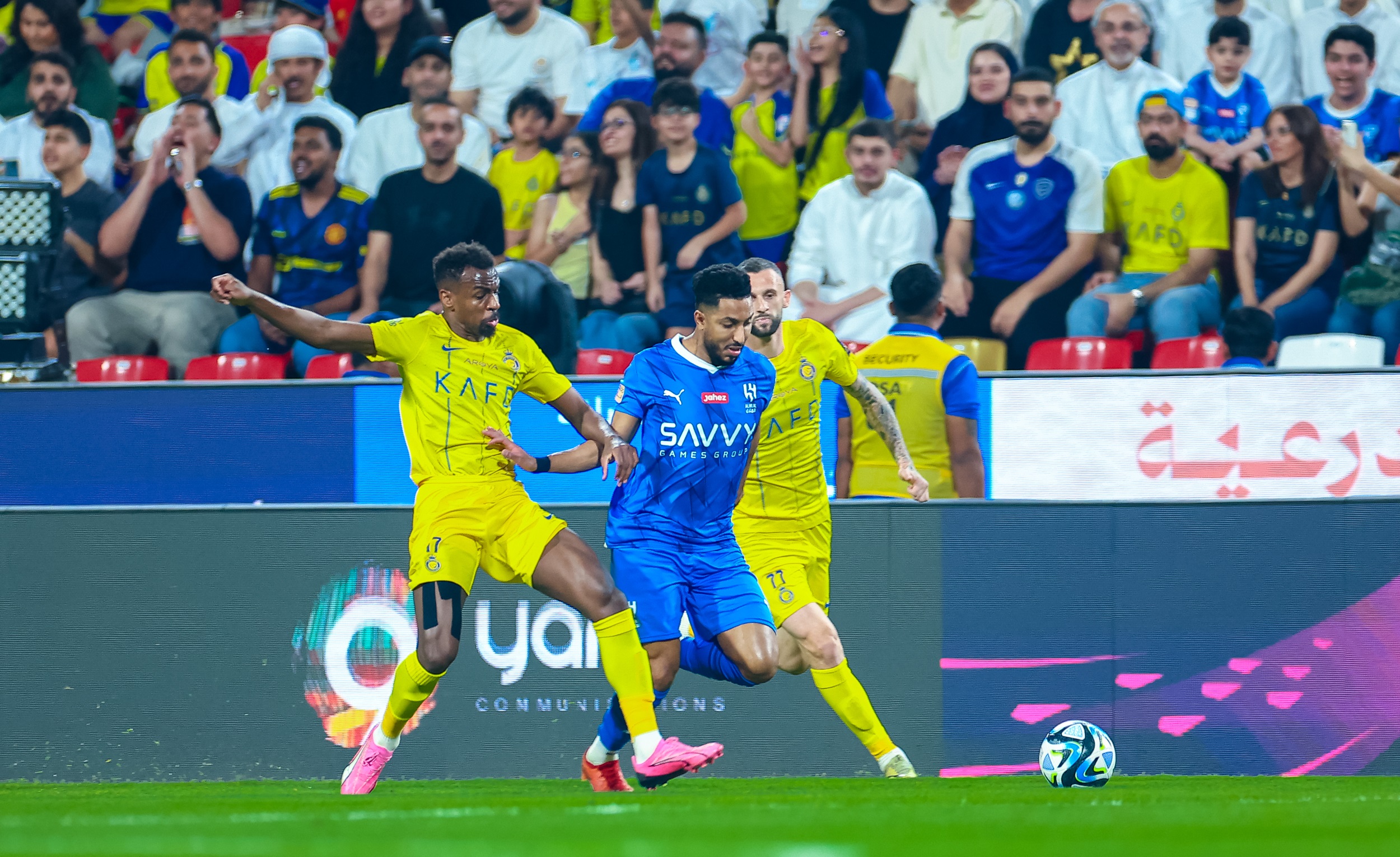 أبرز مباريات اليوم.. الهلال ضد النصر ومواجهة مصيرية للأخضر في كأس آسيا