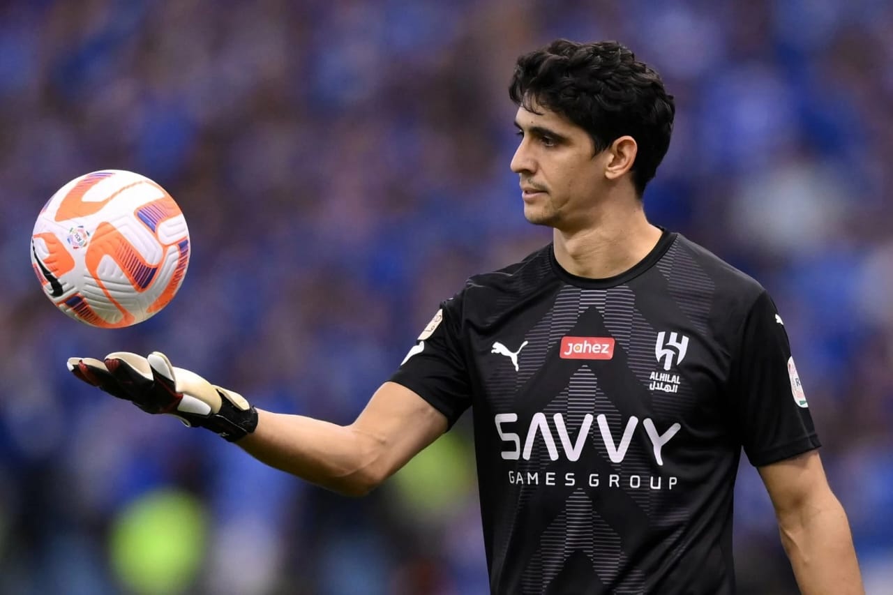 ياسين بونو يفوز بجائزة «Joy Awards» كأفضل رياضي