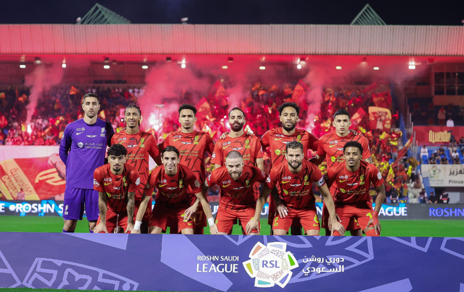 التشكيل الرسمي لمباراة القادسية ضد الرياض