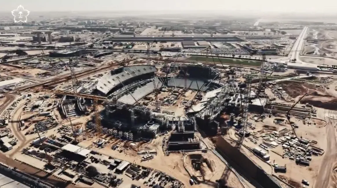 ملعب الملك فهد الدولي يدخل حقبة عالمية بسقف متطور وتكنولوجيا متقدمة