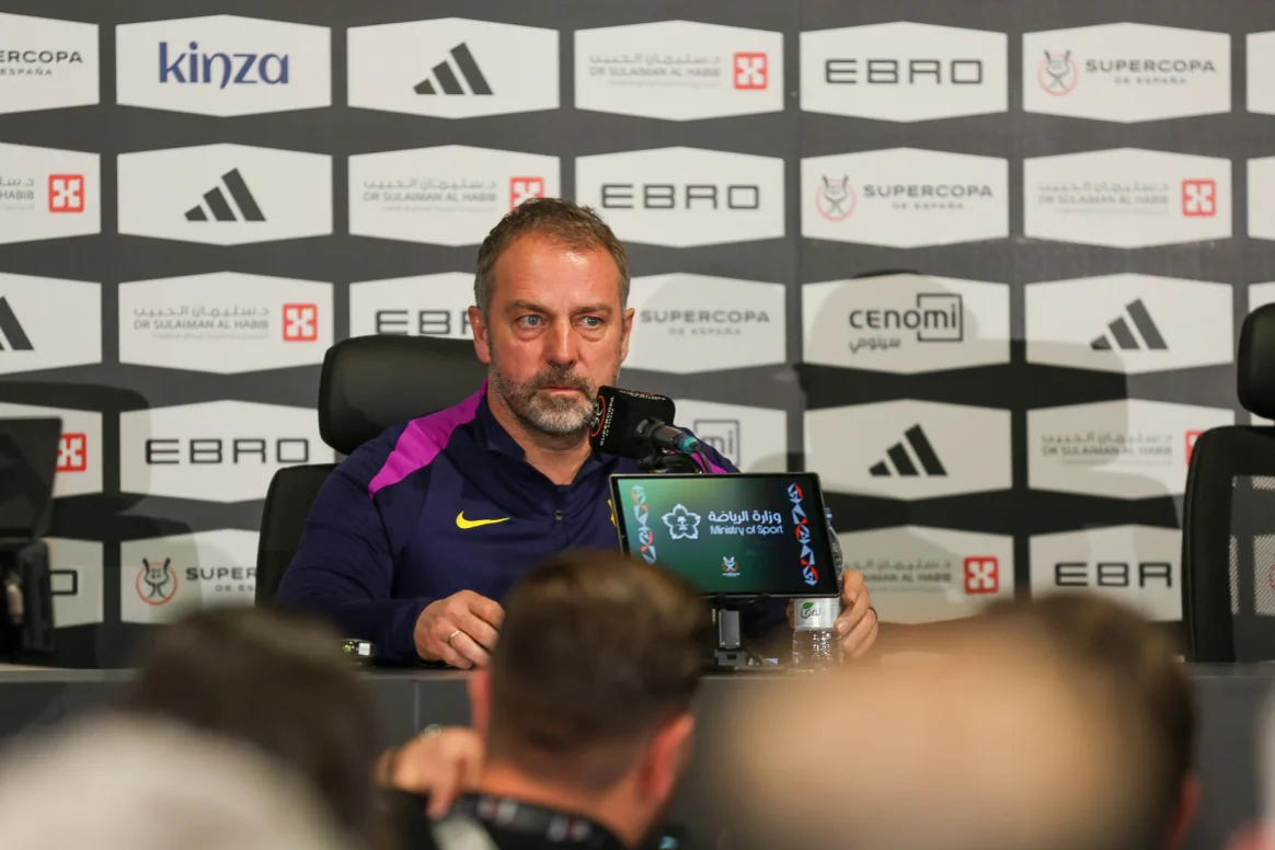 فليك يشيد بأداء برشلونة المثالي بعد سحق بيلباو بخماسية في السوبر الإسباني