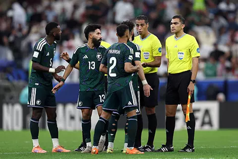 عبد الرحمن بن مساعد يكشف أسباب تراجع مستوى المنتخب السعودي