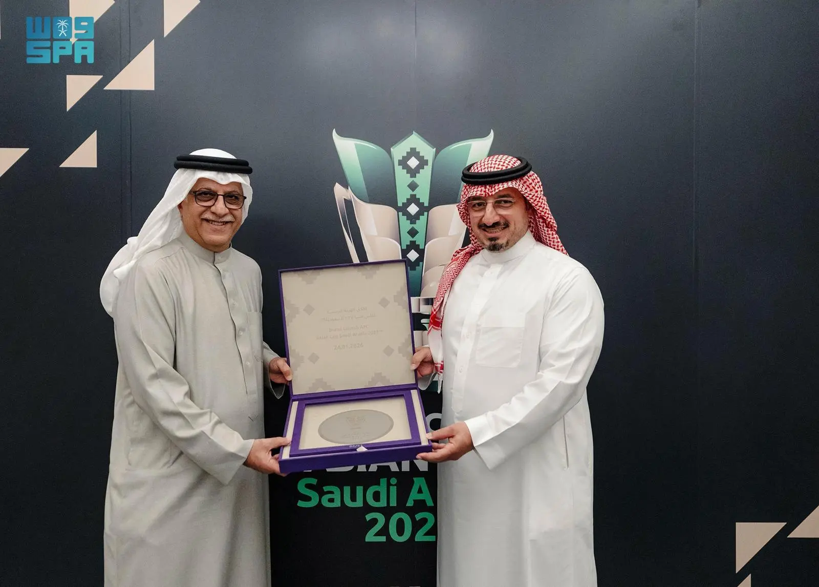 الشيخ سلمان عن هوية كأس آسيا السعودية 2027: تراث وحداثة في شعار واحد