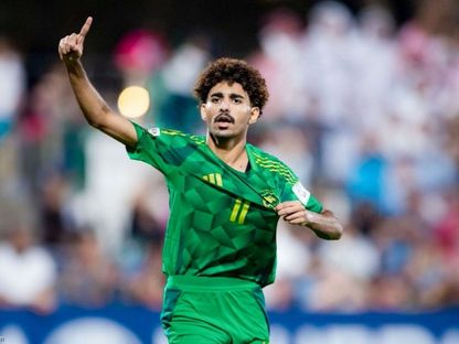 تعثر الرياض يعجّل بالحسم.. الهلال يقترب من صفقة صبري دهل