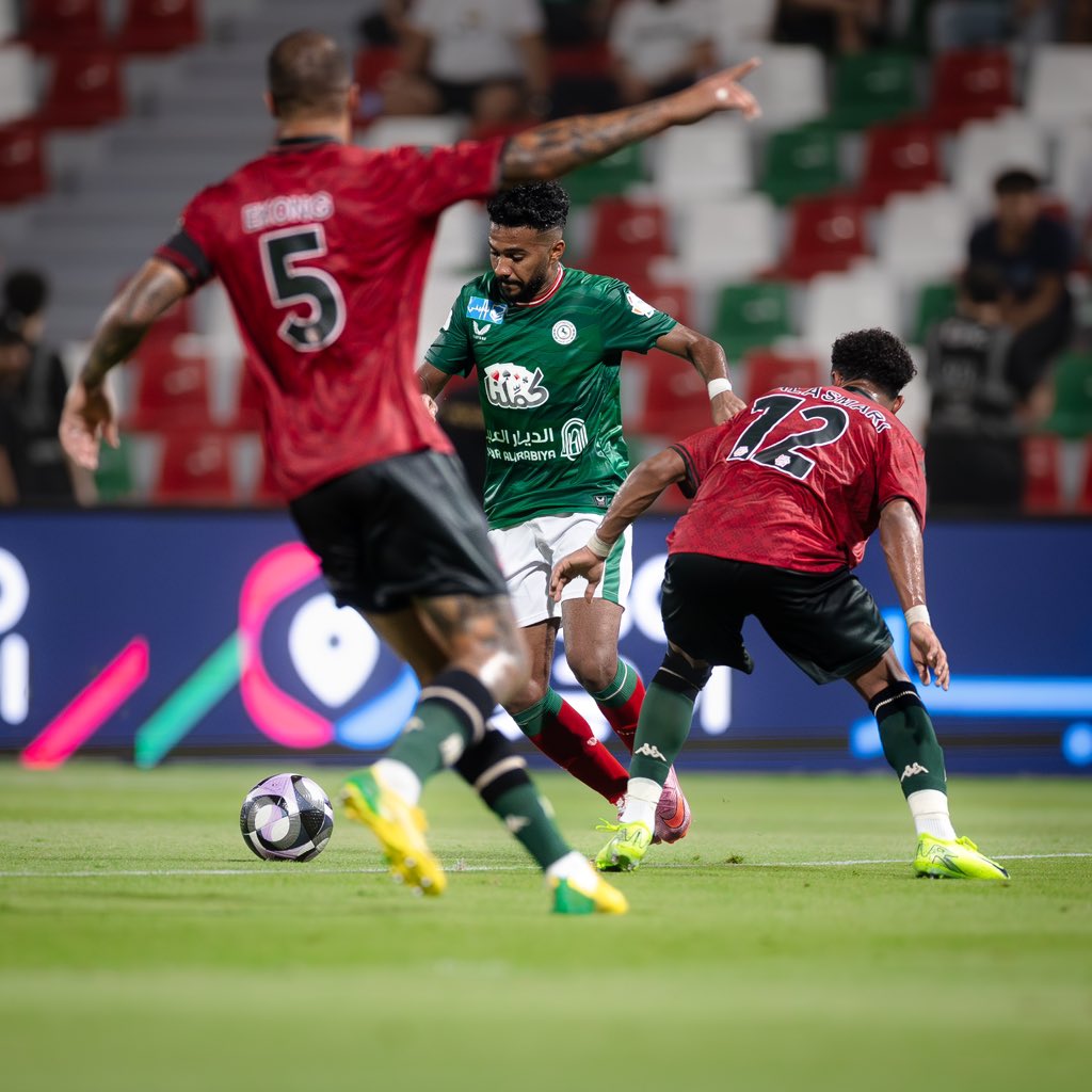 التشكيل الرسمي لمباراة الخلود والاتفاق في دوري روشن