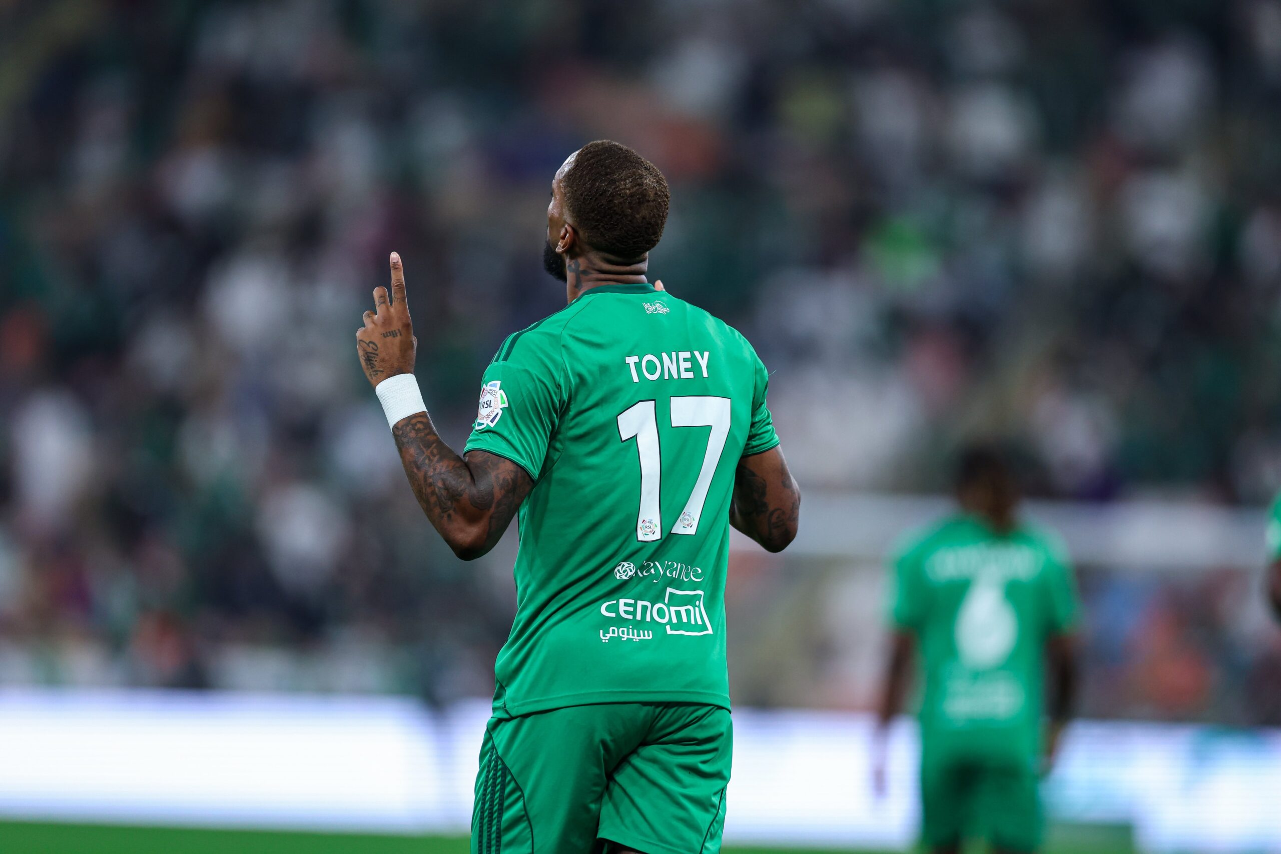 عاجل | توني في الهجوم.. التشكيل الرسمي لمباراة الأهلي ضد نيوم