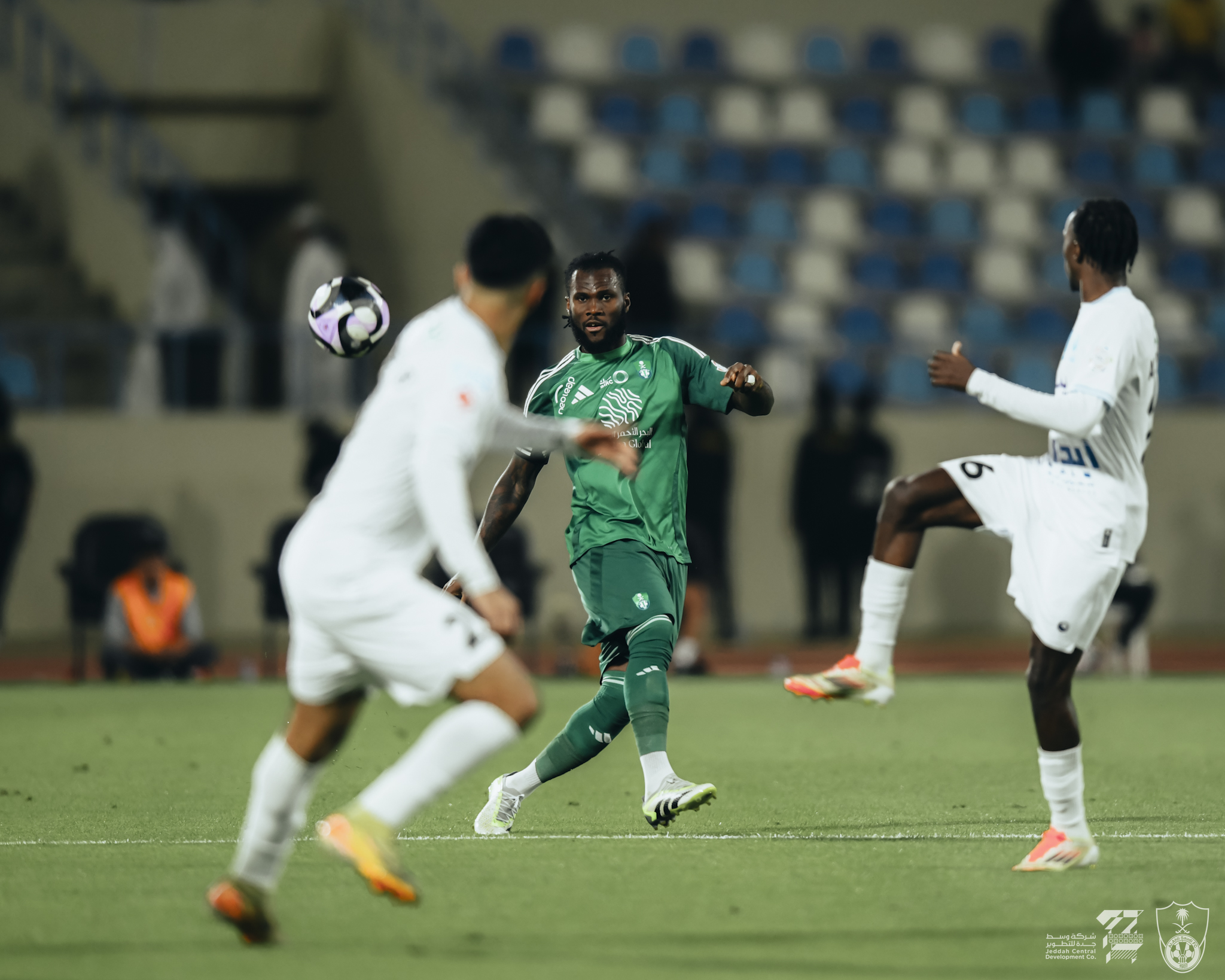 التشكيل الرسمي.. توني يقود الأهلي ضد الأخدود في دوري روشن