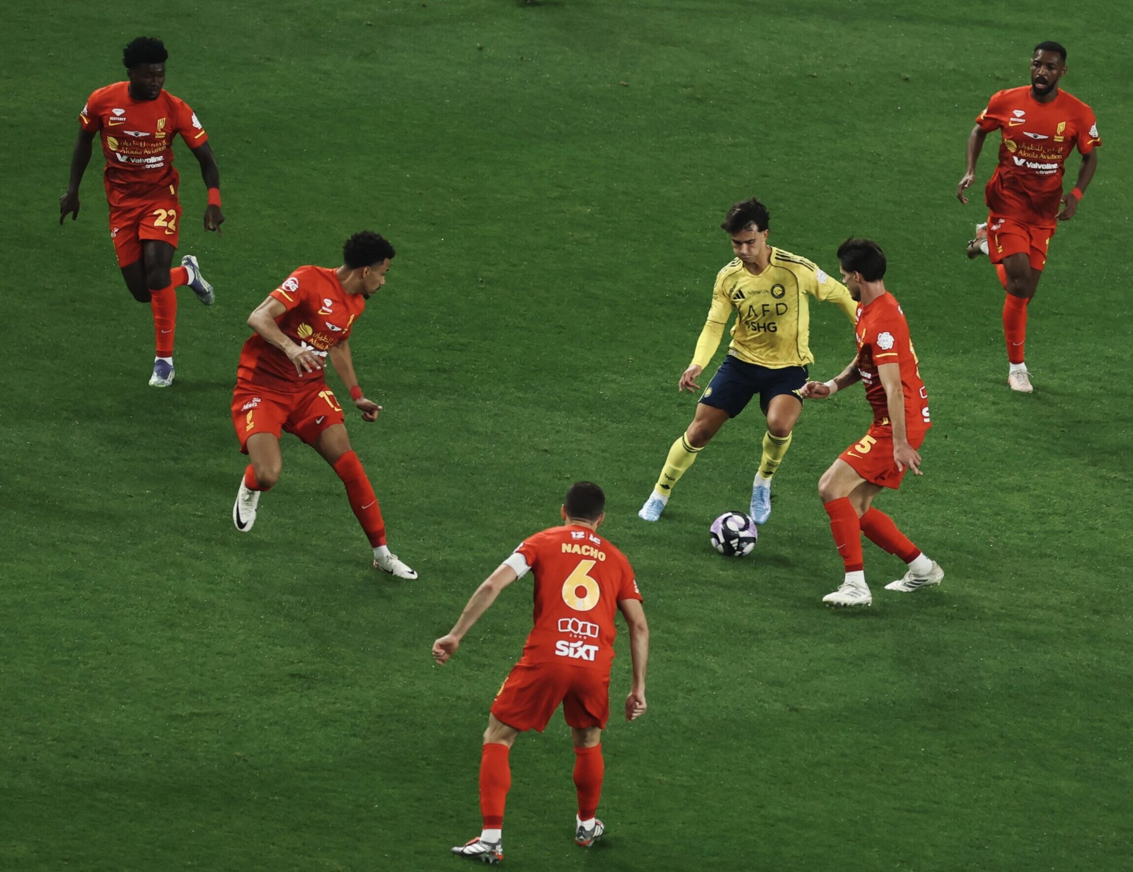 عاجل القادسية يقبل هدايا العقيدي.. النصر يواصل نزف النقاط