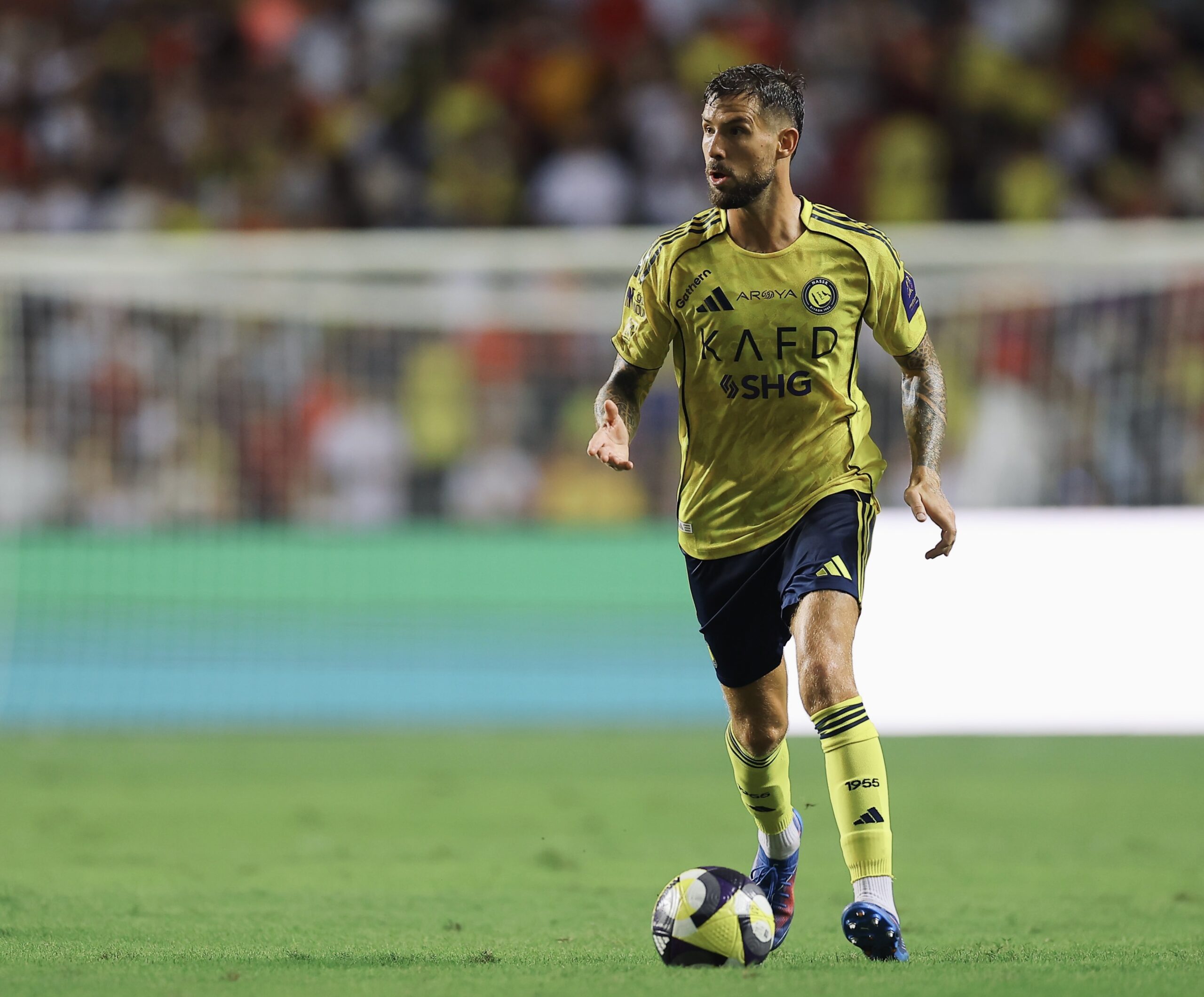 ملف مارتينيز يُربك حسابات النصر قبل صدام الهلال