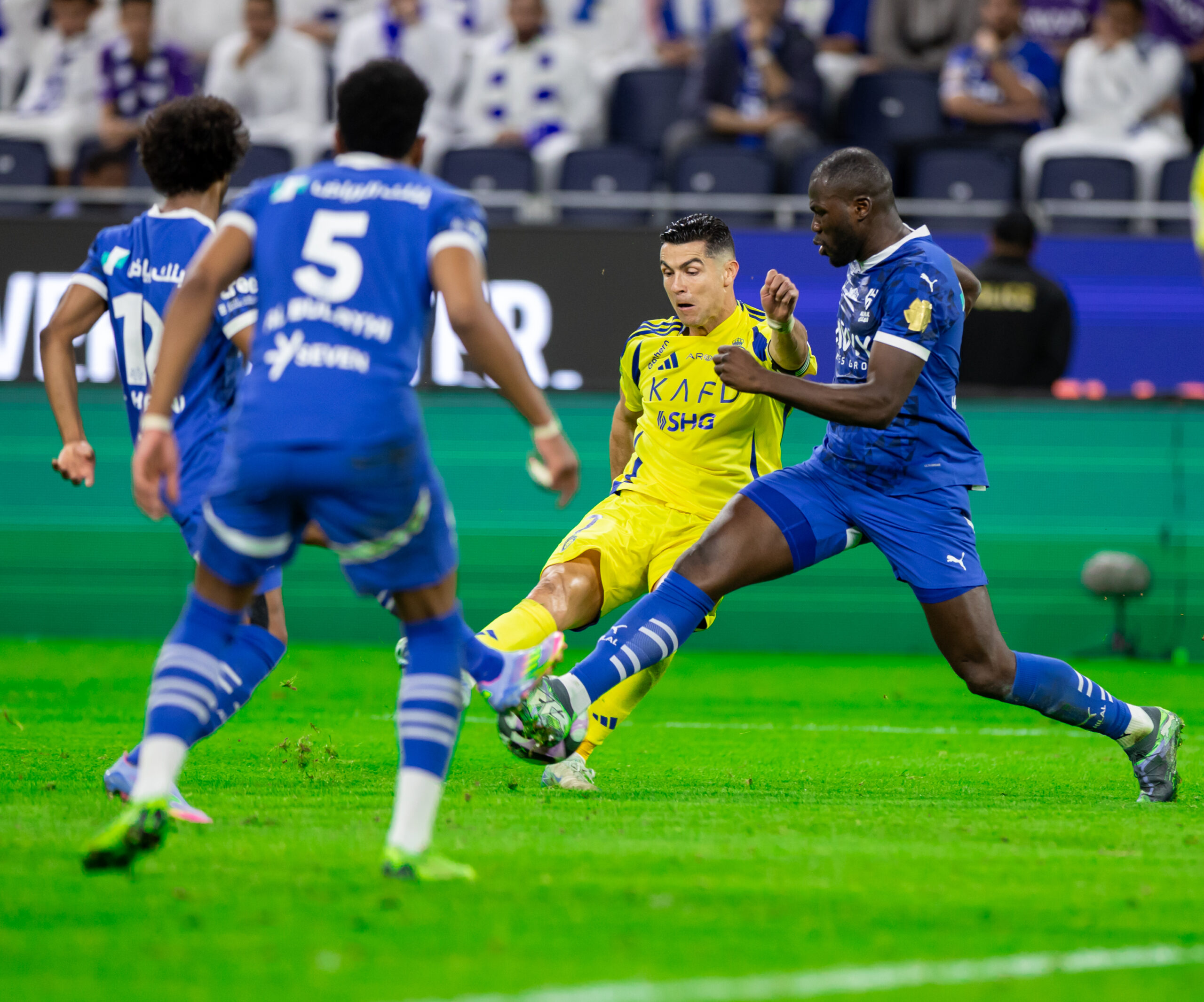 موعد مباراة الهلال ضد النصر في دوري روشن.. والقنوات الناقلة