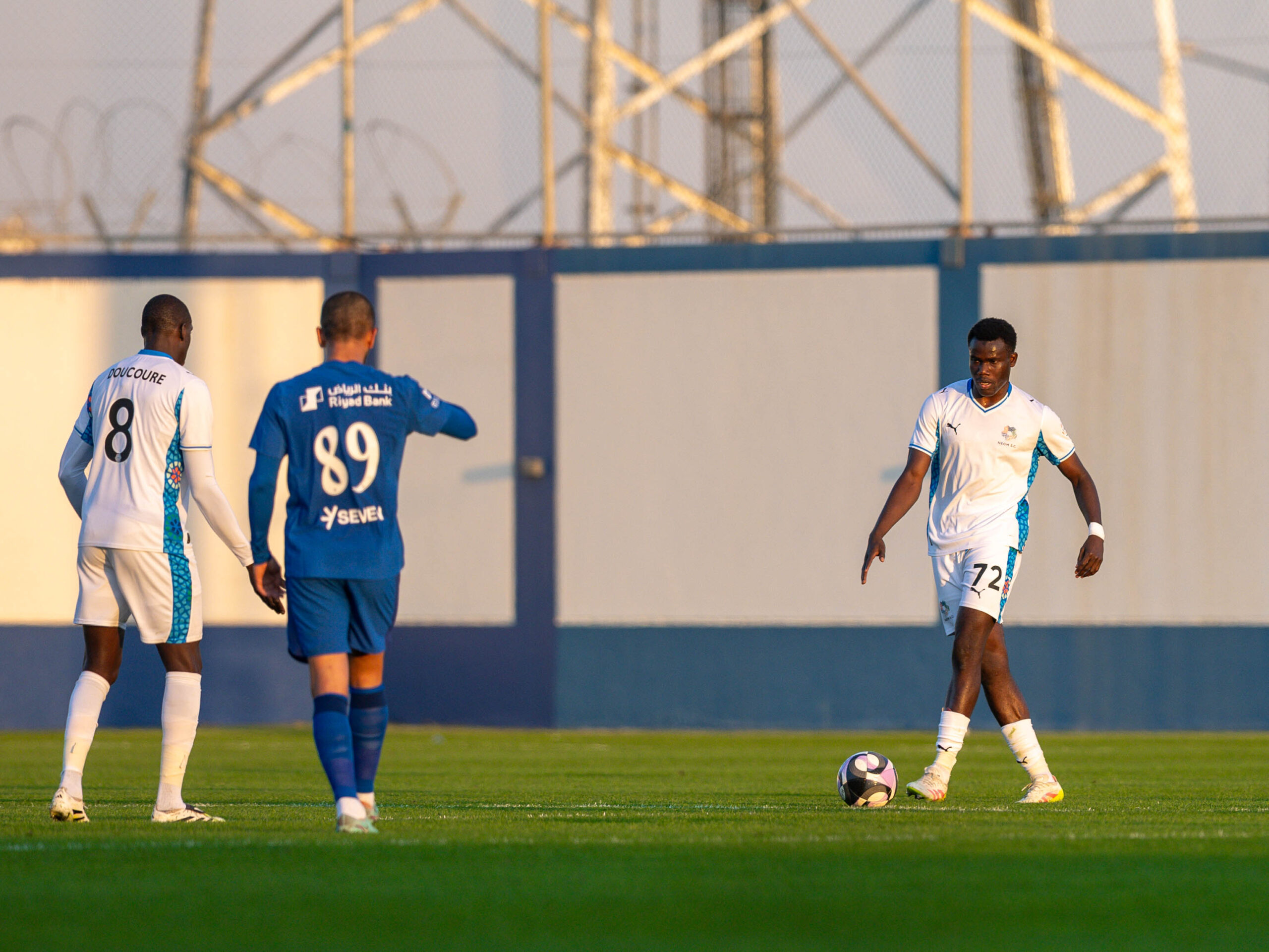 عاجل | حضور سلمان الفرج.. التشكيل الرسمي لمباراة الهلال ضد نيوم