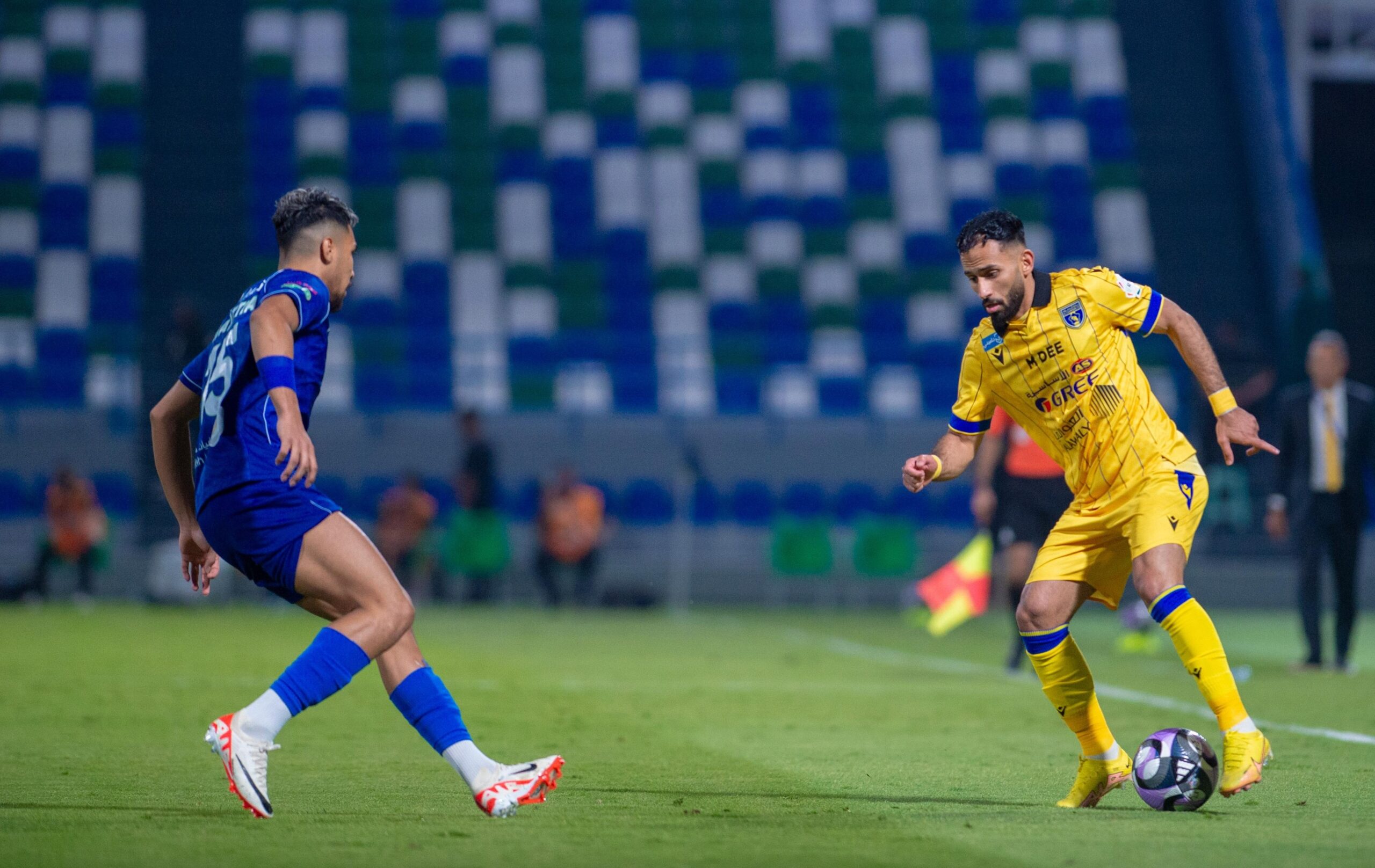 عاجل | رسميًا.. الهلال يعلن التعاقد مع سلطان مندش