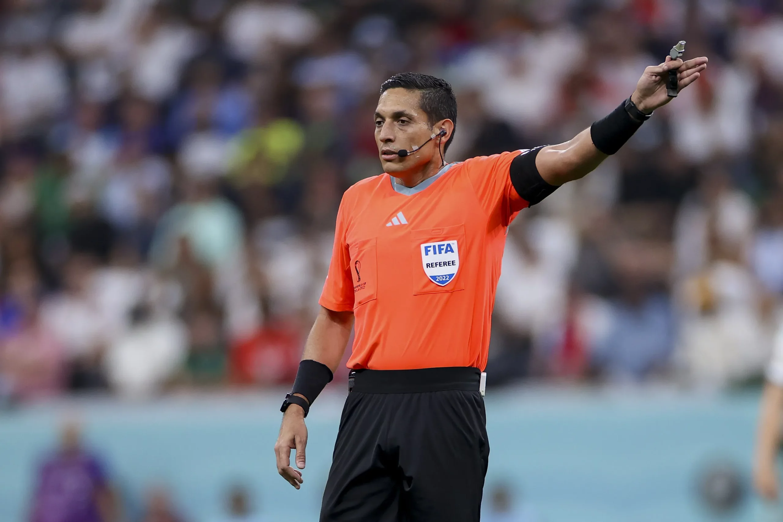 حكام الجولة 18 من دوري روشن.. صافرة فنزويلية لإدارة قمة الهلال والرياض