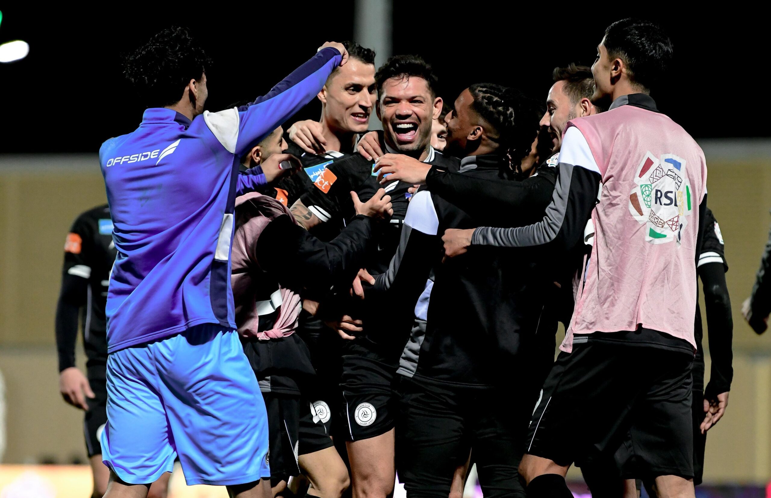 دوري روشن.. الشباب يحقق فوزًا عريضًا على الحزم برباعية نظيفة