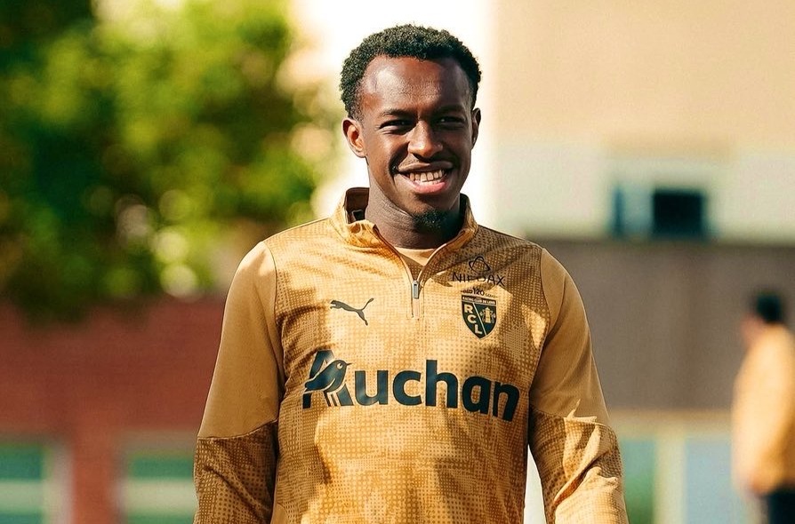 عبدالحميد يصعب انتقاله للهلال بسبب مشاركته الدورية مع لانس