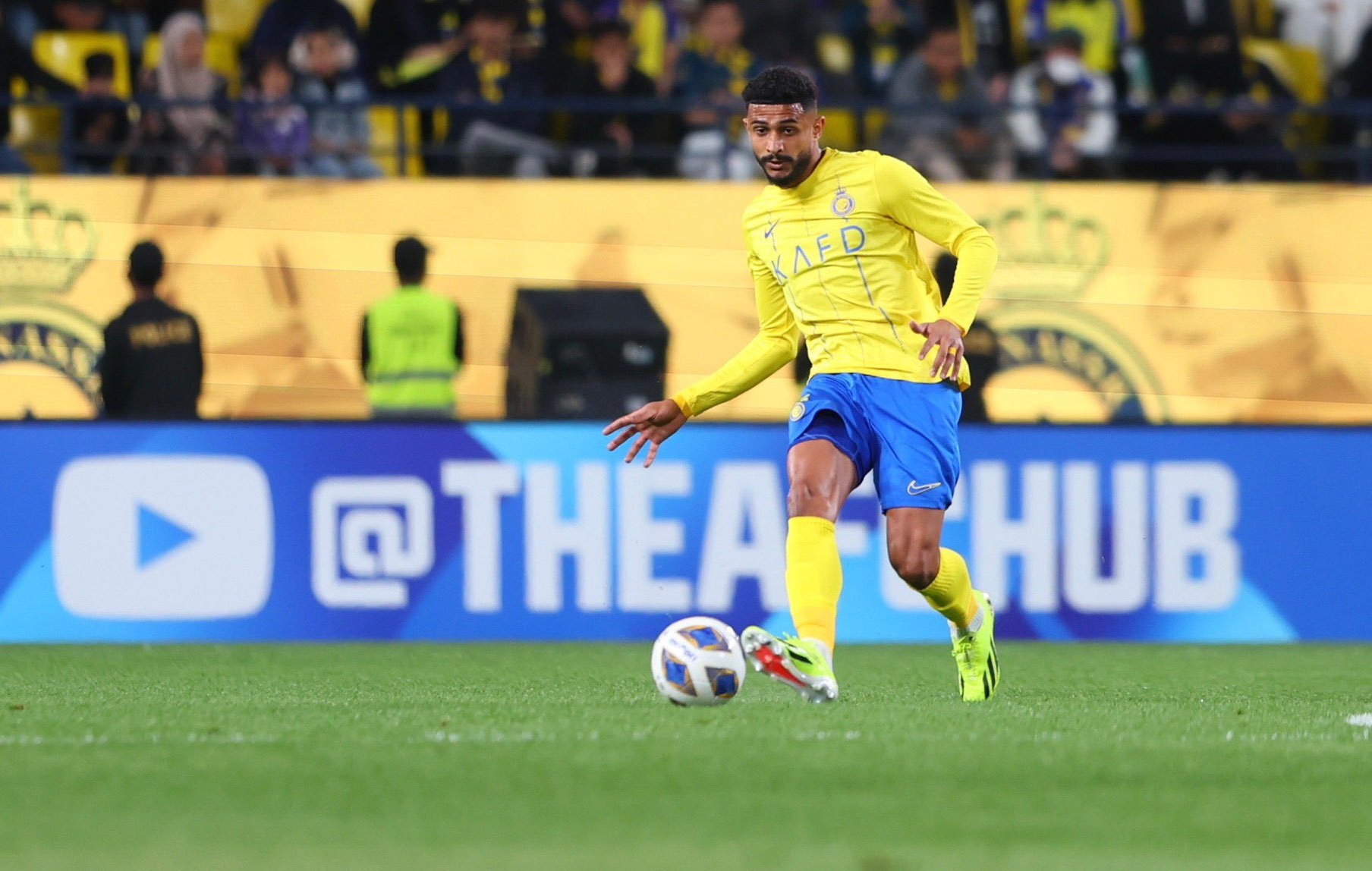 النصر يستعيد العمري قبل مواجهة التعاون