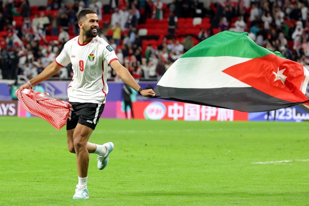 ثنائي دوري روشن يتنافسان على ضم نجم منتخب الأردن