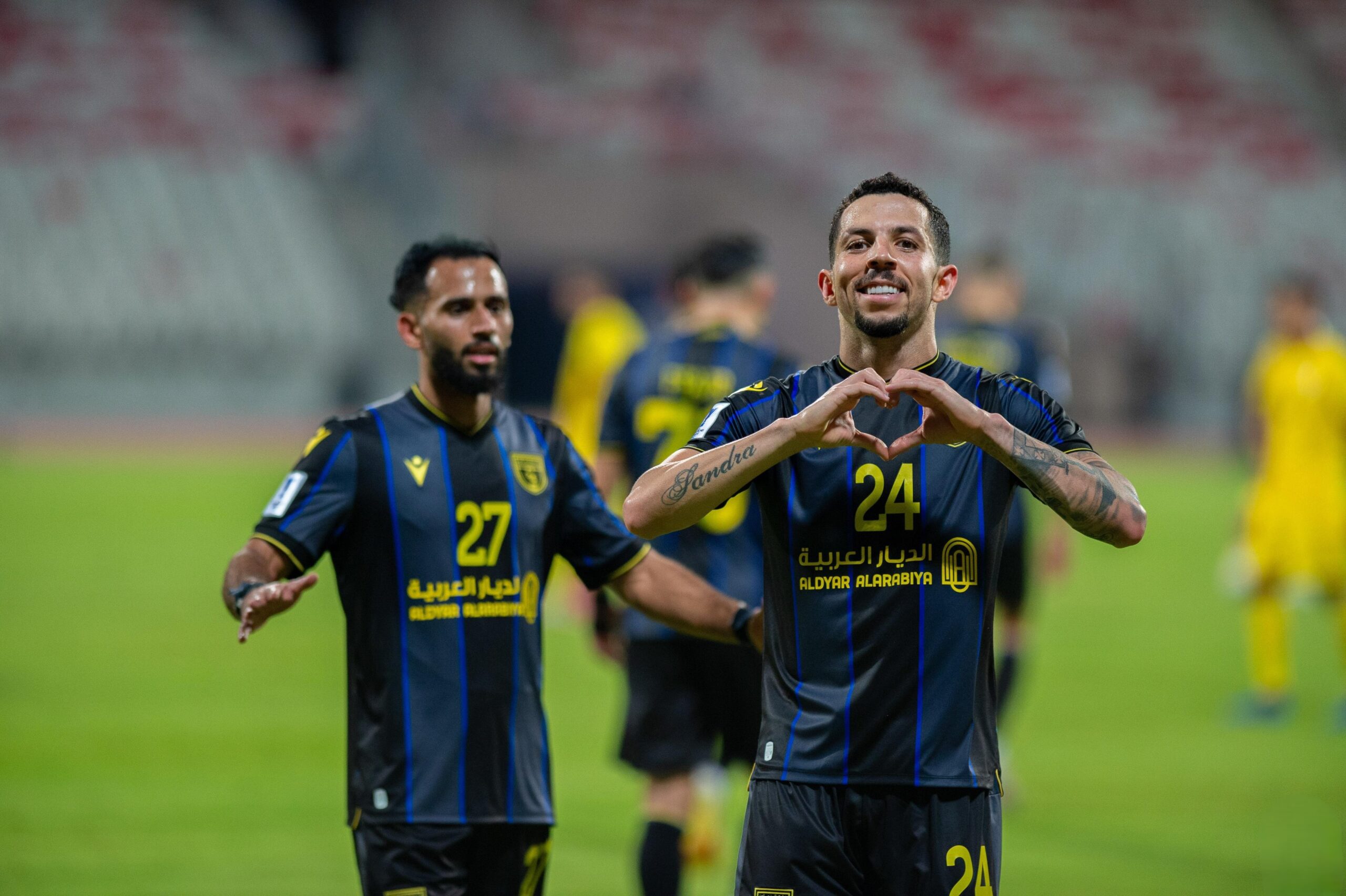 التعاون يتلقى ضربة بإصابة فلافيو.. وهذه مدة غيابه عن الملاعب